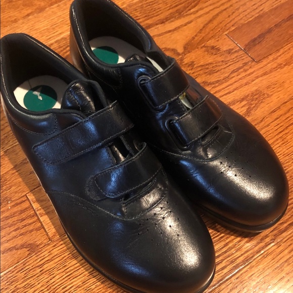 sas shoes with velcro straps